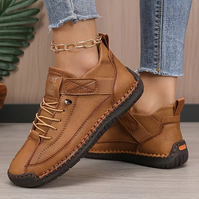 Lori | Comfortable and supportive trainers